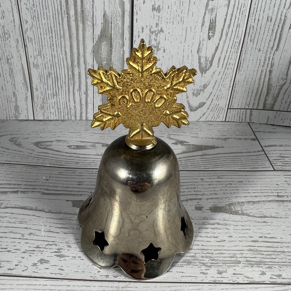 Christmas Decorative Bell 2000 Gold Tone Snowflake Holiday Vintage Elegant
